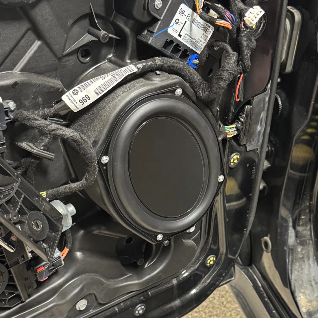 JL Audio CF-690-RTG Custom Fit 6"x9" 2-Way Component Speaker System - #99065 (CF690RTG) - Image 4
