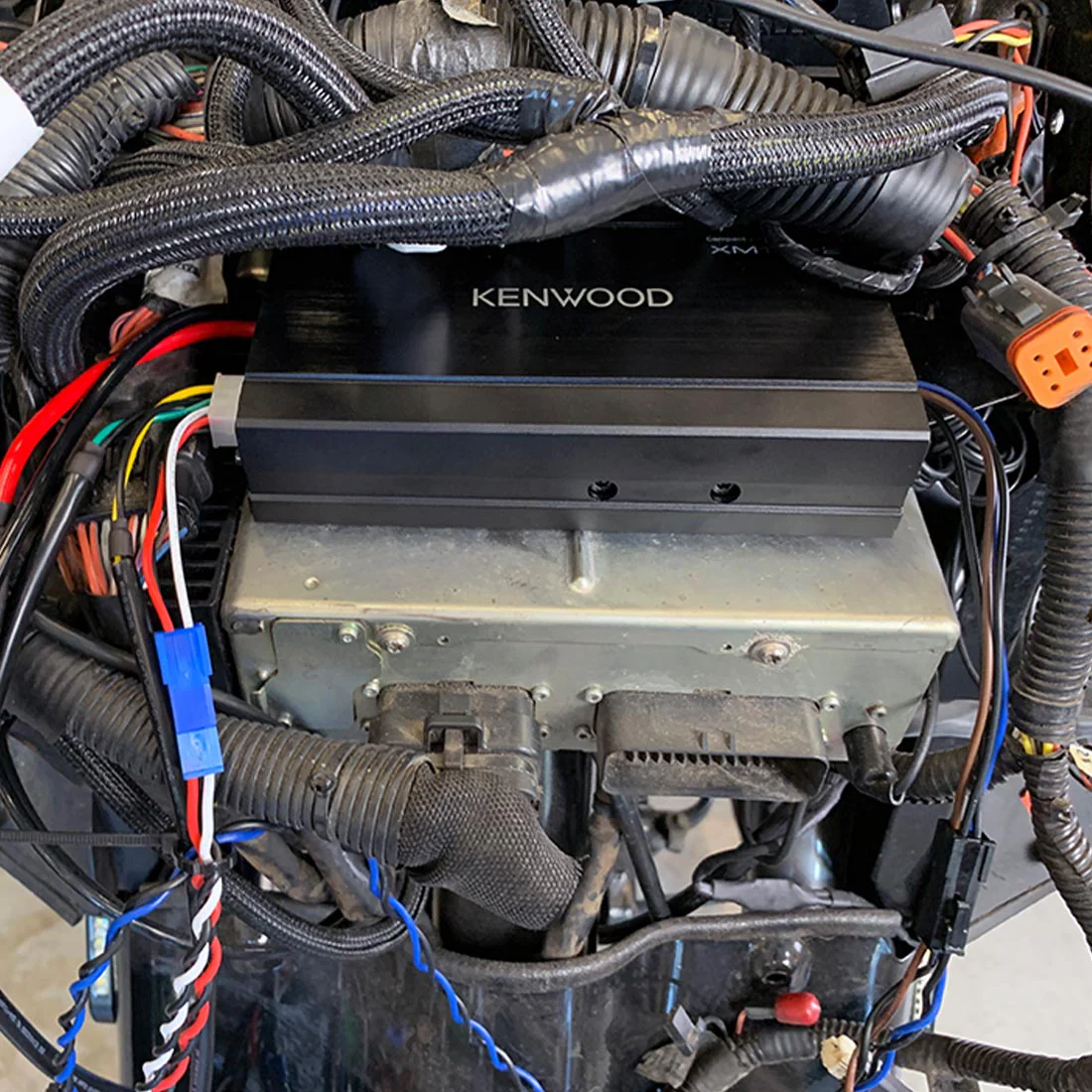Kenwood eXcelon XM160-2-98 Compact 2-Channel Power Amplifier for Select 1998-2013 Harley-Davidson Motorcycles (XM160298) - Image 8