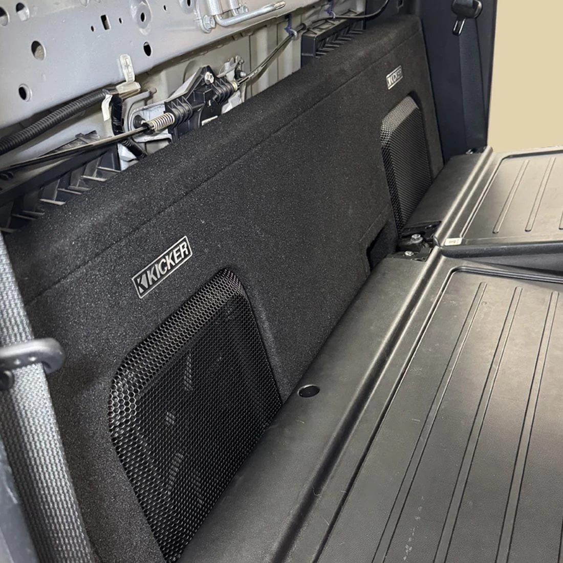 Kicker 51KTDL7T102 10" Custom Fit Dual Loaded Subwoofer Enclosure for Toyota Tacoma Vehicles - Image 6