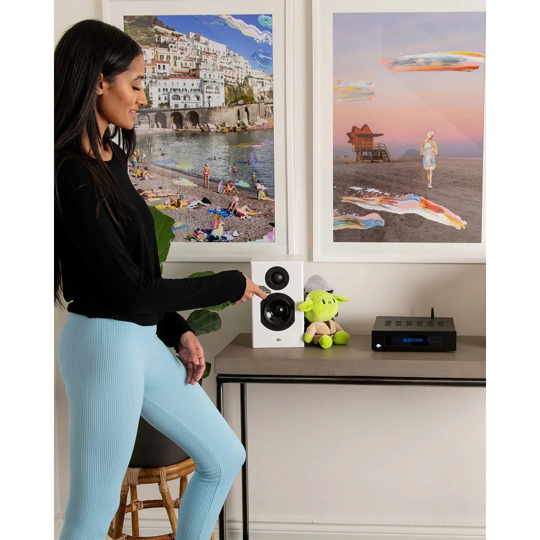 KIN Play Mini Bluetooth Powered Bookshelf Speakers - Pair - Image 5