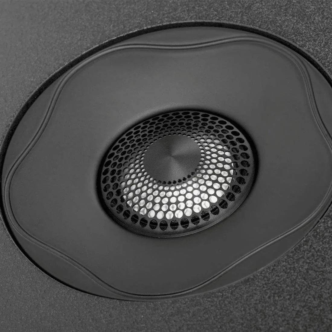 Paradigm CI Pro P5-LCR V1 In-Wall LCR Speaker with Integrated Back Box - Each - Image 8
