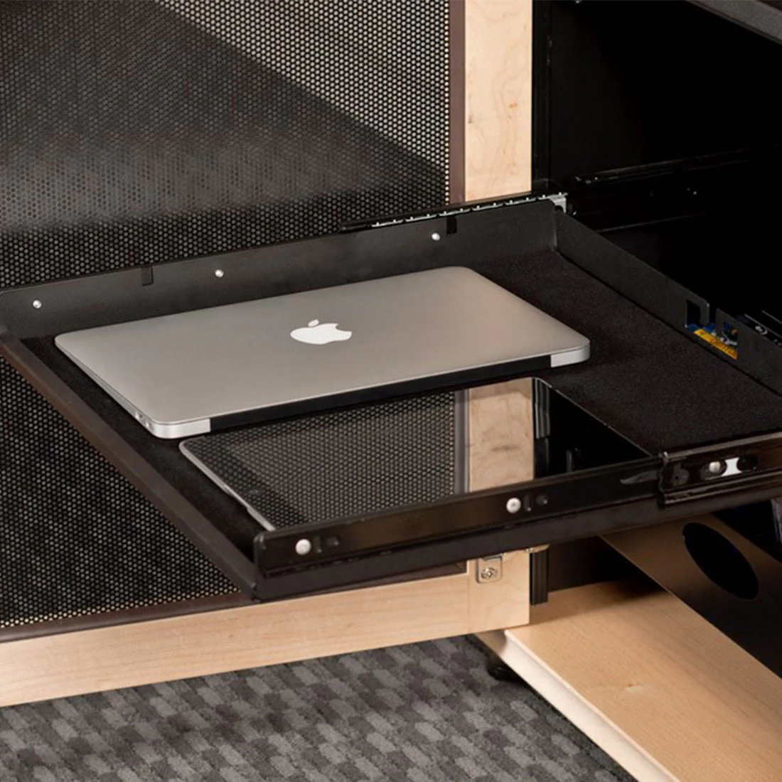 Salamander SA/UST Universal Storage Tray – Black (SA/UST)