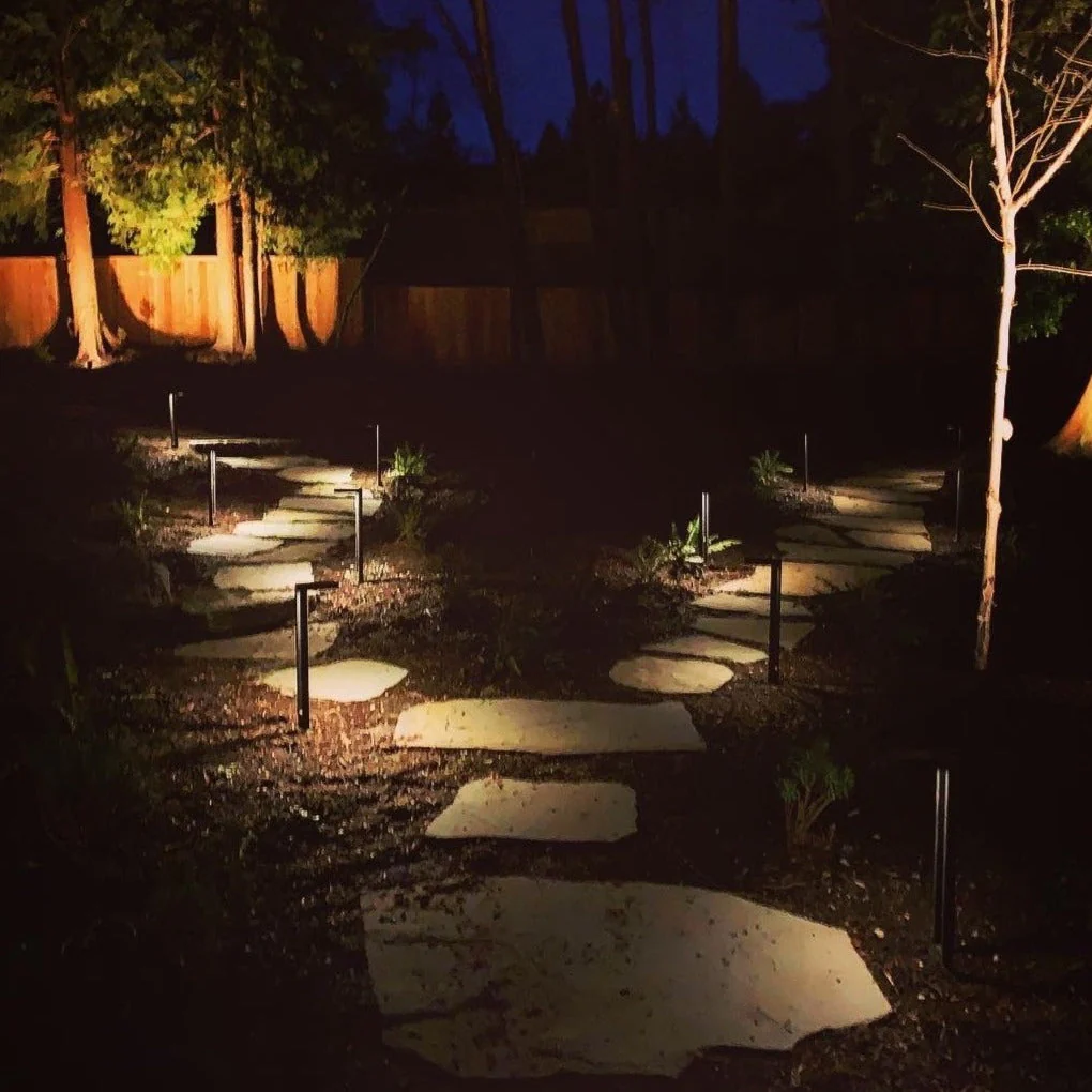 Silhouette Lights PL185B Elbow LED Pathlight - Black (PL185B) - Image 3